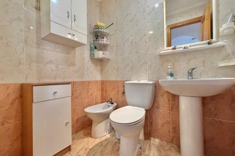 Wohnung zum Verkauf in Torrevieja, Alicante, Spanien 2 Schlafzimmer, 57 m2 Nr. 186977 - Foto 20
