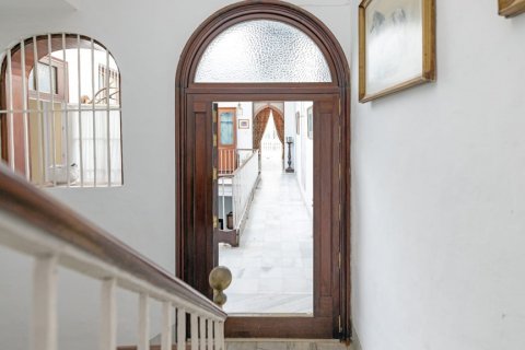 House for sale El Puerto de Santa Maria, Cadiz, Spain 8 bedrooms, 900 sq.m. No. 106943 - photo 10