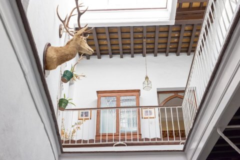 House for sale El Puerto de Santa Maria, Cadiz, Spain 8 bedrooms, 900 sq.m. No. 106943 - photo 7