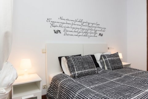 Apartment for sale Madrid, Spain 6 bedrooms, 270 sq.m. No. 106942 - photo 6