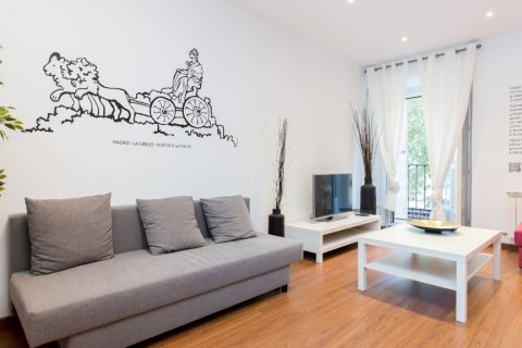 Apartment for sale Madrid, Spain 6 bedrooms, 270 sq.m. No. 106942 - photo 10