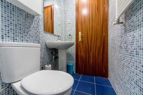 Apartment for sale Madrid, Spain 6 bedrooms, 270 sq.m. No. 106942 - photo 14