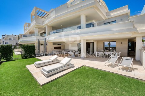 Apartment à vendre à Estepona, Malaga, Espagne, 3 chambres, 135 m2 No. 178570 - photo 4