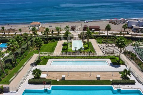 Apartment à Estepona, Malaga, Espagne 3 chambres, 135 m2 No. 178570