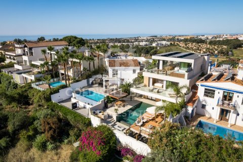 Villa à vendre à Marbella, Malaga, Espagne, 5 chambres, 245 m2 No. 178569 - photo 24