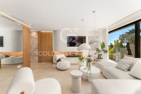 Villa à vendre à Marbella, Malaga, Espagne, 5 chambres, 245 m2 No. 178569 - photo 23