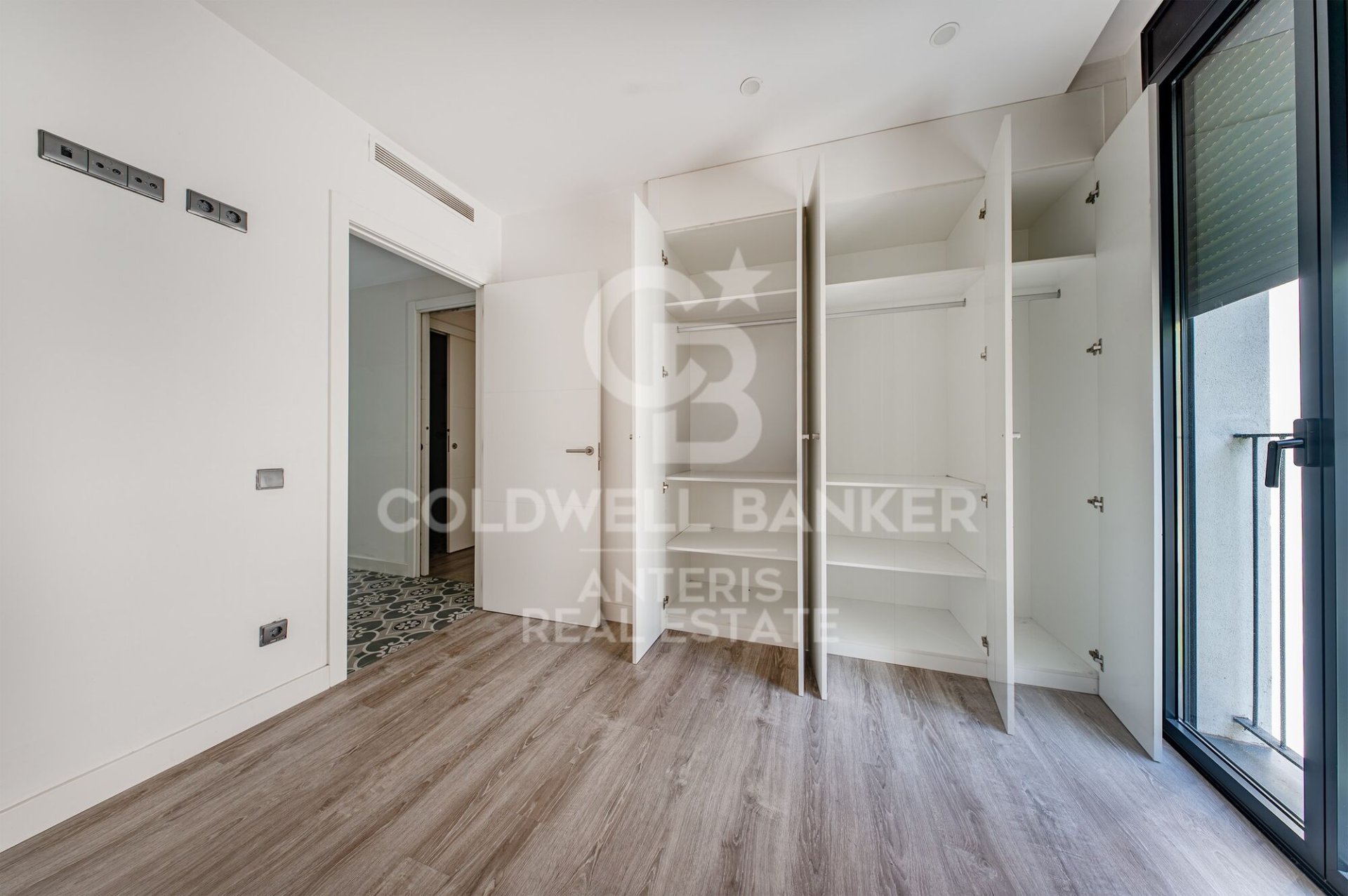 Apartament w Barcelona, Hiszpania 2 sypialnie, 54 mkw. nr 178567