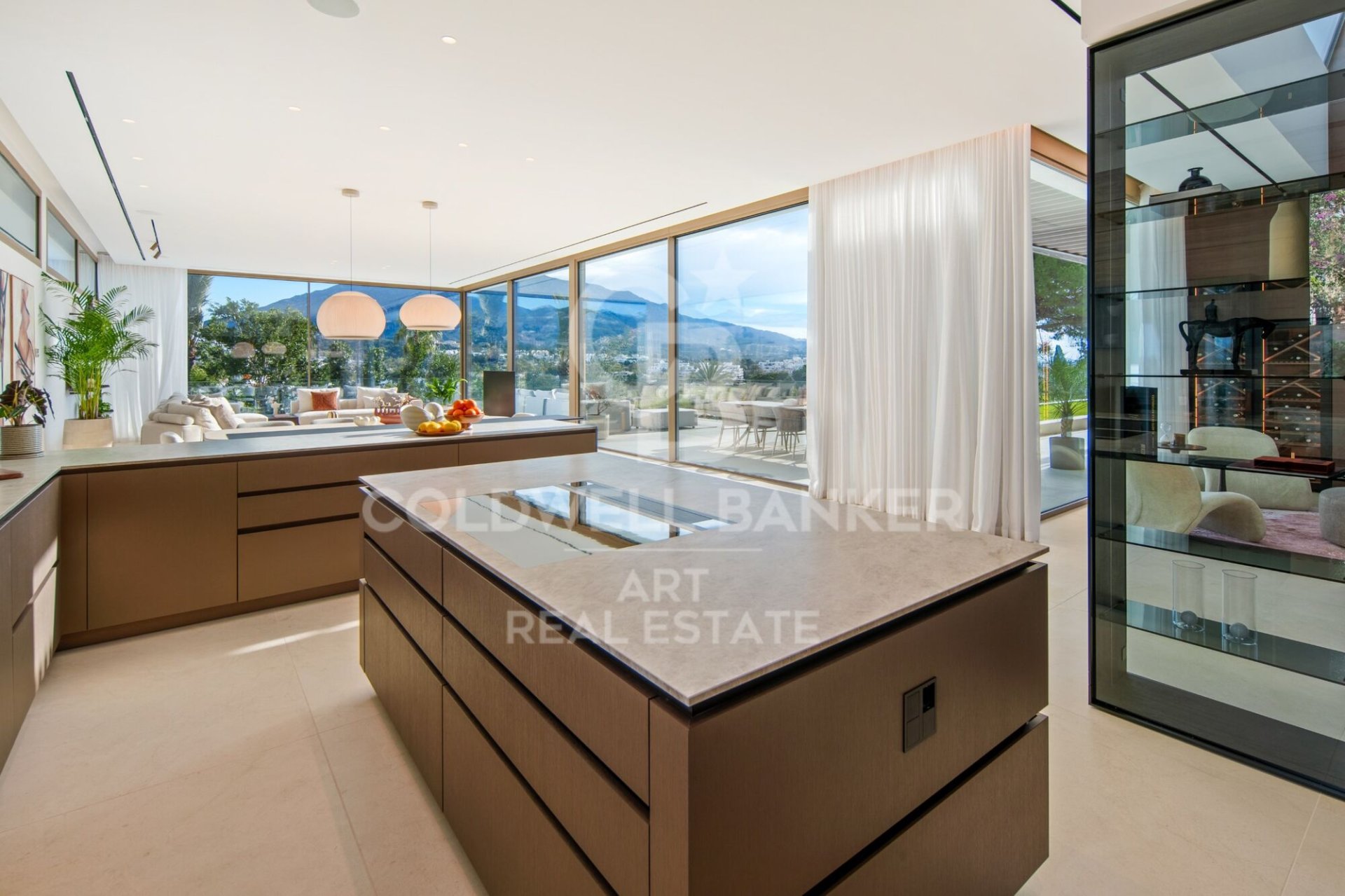 Villa Marbella, Malaga, Spānijā 5 istabas, 986 m2 Nr. 178566