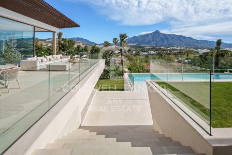 Villa in vendita a Marbella, Malaga, Spagna 5 camere da letto, 986 mq. N° 178566 - foto 8