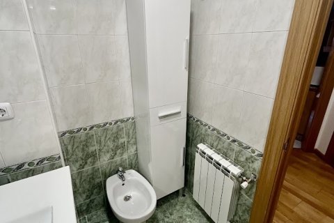 Huoneisto vuokrattavana Leon, Espanja, 2 makuuhuonetta, 59 m2 No. 152234 - kuva 5