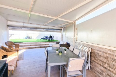 Tvåvåningslägenhet till salu i Gran Alacant, Alicante, Spanien 2 sovrum, 110 kvm. Nr. 143587 - foto 29