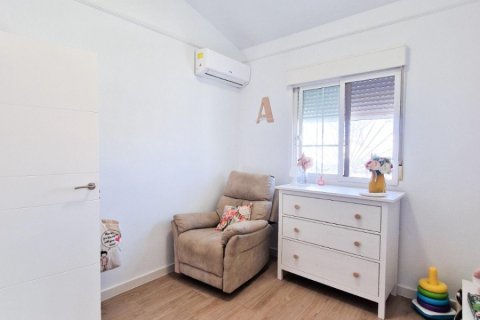 Tvåvåningslägenhet till salu i Gran Alacant, Alicante, Spanien 2 sovrum, 110 kvm. Nr. 143587 - foto 23