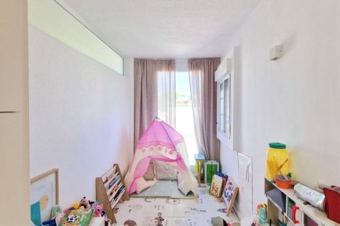 Tvåvåningslägenhet till salu i Gran Alacant, Alicante, Spanien 2 sovrum, 110 kvm. Nr. 143587 - foto 26