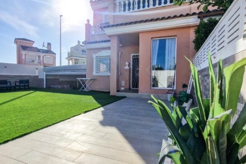 Tvåvåningslägenhet till salu i Gran Alacant, Alicante, Spanien 2 sovrum, 110 kvm. Nr. 143587 - foto 7