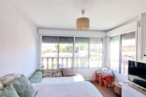 Tvåvåningslägenhet till salu i Gran Alacant, Alicante, Spanien 2 sovrum, 110 kvm. Nr. 143587 - foto 12