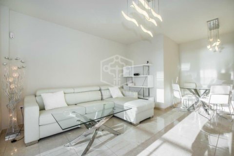 Huoneisto myytävänä Adeje, Tenerife, Espanja, 3 makuuhuonetta, 190 m2 No. 143584 - kuva 22