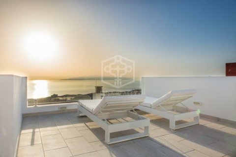 Huoneisto myytävänä Adeje, Tenerife, Espanja, 3 makuuhuonetta, 190 m2 No. 143584 - kuva 1