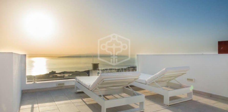 Huoneisto Adeje, Tenerife, Espanja 3 makuuhuonetta, 190 m2 No. 143584