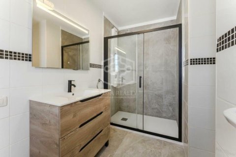 Huoneisto myytävänä Adeje, Tenerife, Espanja, 3 makuuhuonetta, 158 m2 No. 143583 - kuva 16
