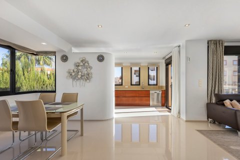 Villa à vendre à Alicante, Espagne, 5 chambres, 296 m2 No. 189902 - photo 7