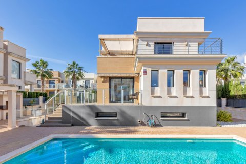 Villa i Alicante, Spanien 5 sovrum, 296 kvm. Nr. 189902