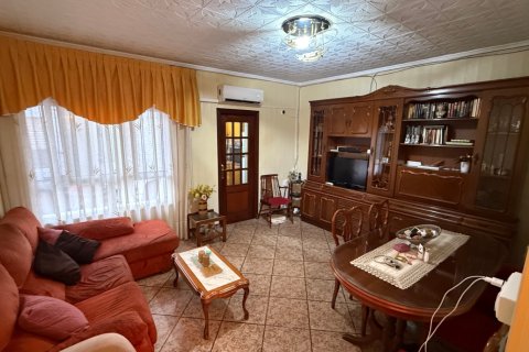 Townhouse à vendre Torrevieja, Alicante, Espagne, 4 chambres, 127 m2 No. 137923 - photo 1