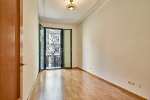Wohnung zum Verkauf in Barcelona, Spanien 5 Schlafzimmer, 150 m2 Nr. 166937 - Foto 7