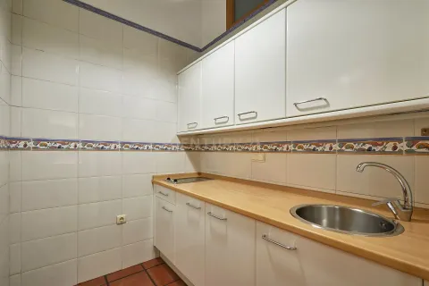 Wohnung zum Verkauf in Barcelona, Spanien 5 Schlafzimmer, 150 m2 Nr. 166937 - Foto 24