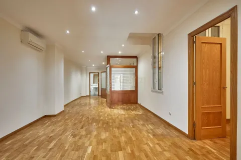 Wohnung zum Verkauf in Barcelona, Spanien 5 Schlafzimmer, 150 m2 Nr. 166937 - Foto 16