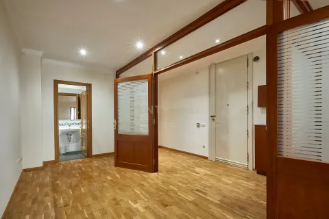 Wohnung zum Verkauf in Barcelona, Spanien 5 Schlafzimmer, 150 m2 Nr. 166937 - Foto 19