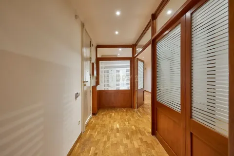 Wohnung zum Verkauf in Barcelona, Spanien 5 Schlafzimmer, 150 m2 Nr. 166937 - Foto 15