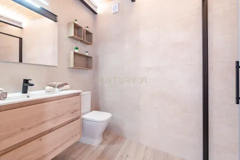House à vendre à Vilanova i la Geltru, Barcelona, Espagne, 3 chambres, 86 m2 No. 166936 - photo 10