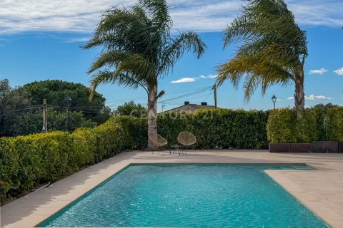 House for sale in Sant Vicenc De Montalt, Barcelona, Spain 5 bedrooms, 540 sq.m. No. 166935 - photo 7