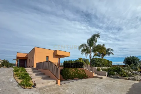 House for sale in Sant Vicenc De Montalt, Barcelona, Spain 5 bedrooms, 540 sq.m. No. 166935 - photo 17