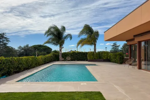 House for sale in Sant Vicenc De Montalt, Barcelona, Spain 5 bedrooms, 540 sq.m. No. 166935 - photo 9