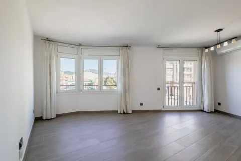 Wohnung in Terrassa, Barcelona, Spanien 4 Schlafzimmer, 110 m2 Nr. 166938