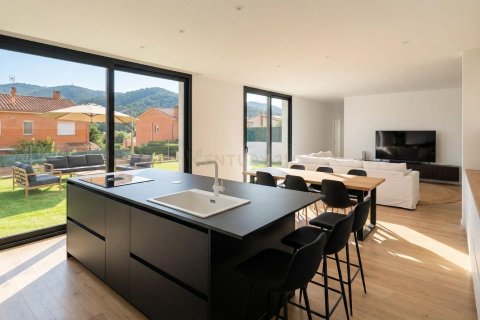 House à vendre à Abrera, Barcelona, Espagne, 3 chambres, 120 m2 No. 166940 - photo 4