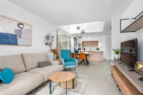 Продажа виллы в Бенихофар, Аликанте, Испания 3 спальни, 136м2 №144965 - фото 5