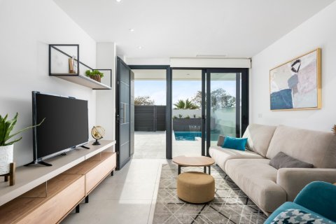 Продажа виллы в Бенихофар, Аликанте, Испания 3 спальни, 136м2 №144965 - фото 7