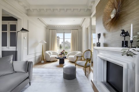 Apartment for sale Eixample, Barcelona, Spain 3 bedrooms, 104 sq.m. No. 133391 - photo 2
