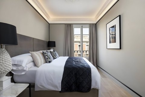 Apartment for sale Eixample, Barcelona, Spain 3 bedrooms, 104 sq.m. No. 133391 - photo 14
