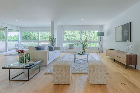 Apartment à vendre Barcelona, Espagne, 5 chambres, 328 m2 No. 133394 - photo 2