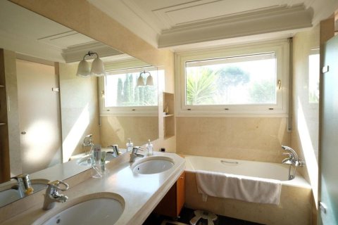 Villa en venta Barcelona, España 8 dormitorios, 520 m2 No. 133395 - foto 15