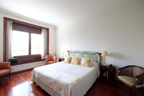 Villa en venta Barcelona, España 8 dormitorios, 520 m2 No. 133395 - foto 14