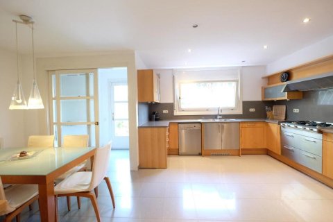 Villa en venta Barcelona, España 8 dormitorios, 520 m2 No. 133395 - foto 13