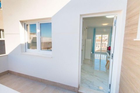 Продажа квартиры Торревьеха, Аликанте, Испания 3 спальни, 103м2 №119823 - фото 13