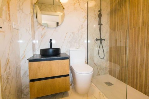 Продажа квартиры Торревьеха, Аликанте, Испания 3 спальни, 103м2 №119823 - фото 8