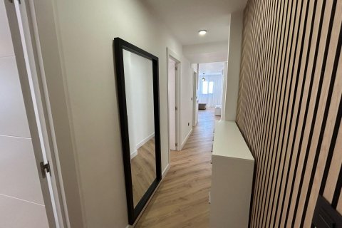 Продажа квартиры в Торревьеха, Аликанте, Испания 2 спальни, 77м2 №119822 - фото 2