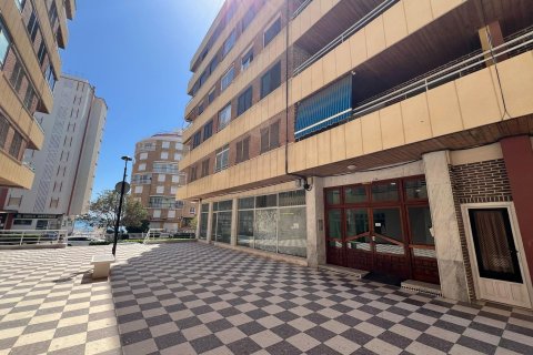 Продажа квартиры в Торревьеха, Аликанте, Испания 3 спальни, 100м2 №119818 - фото 21