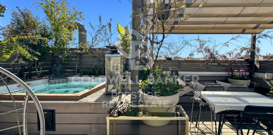 Penthouse à Barcelona, Espagne 2 chambres, 100 m2 No. 179019